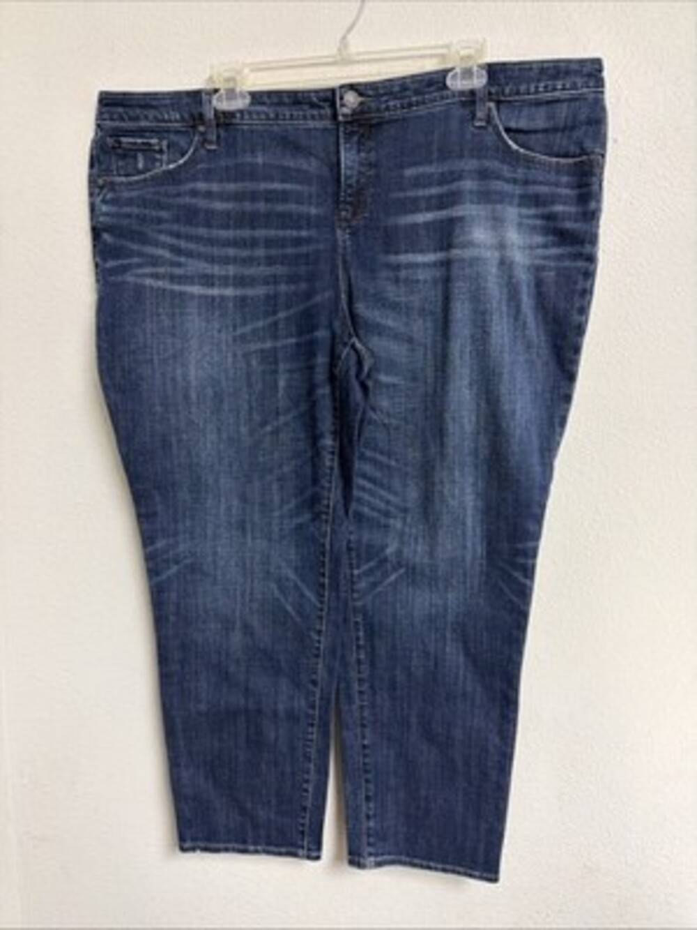 Chicos So Slimming Girlfriend Slim Leg Crop Jean 20R Blue Denim Distressed Ankle